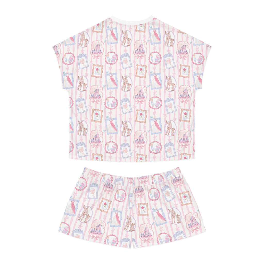 Castles and Cruises Women's Short Pajama Set (AOP)