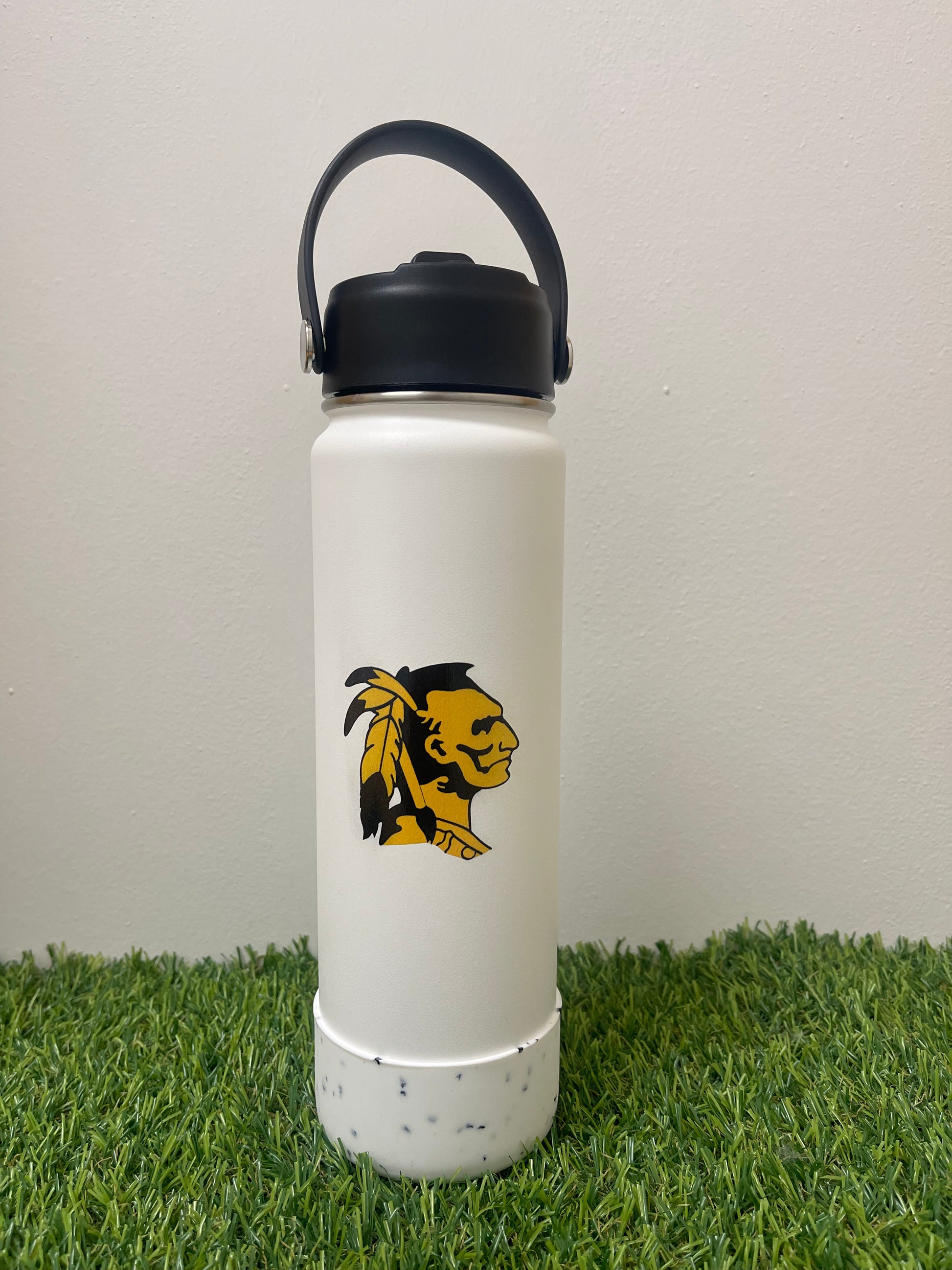 The Sideline HydroSip Bottle- D'Iberville