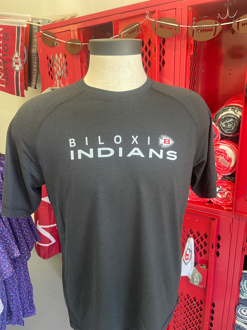 Biloxi Tribe Vibes T Shirt (black)