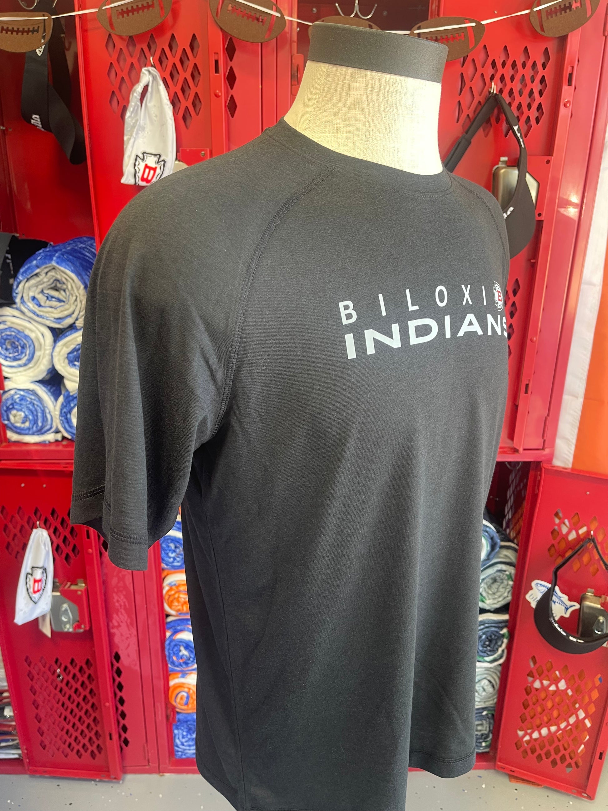 Biloxi Tribe Vibes T Shirt (black)